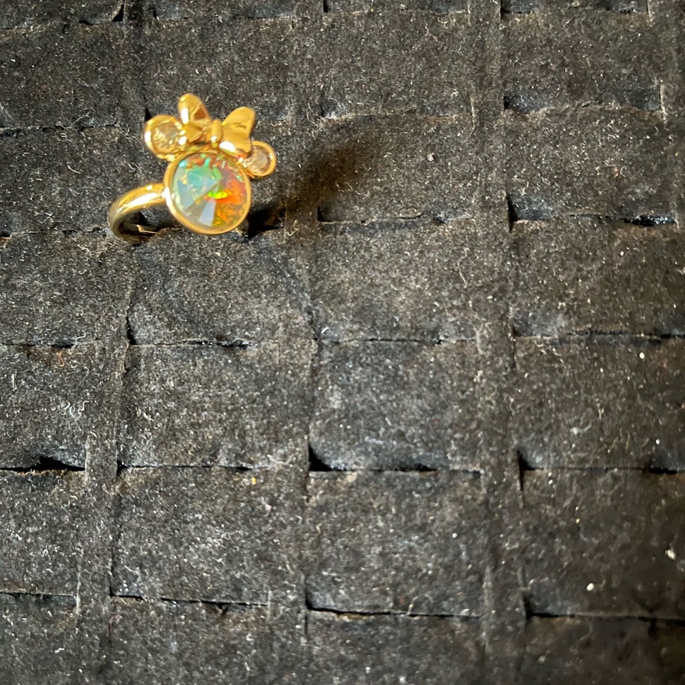 🌺 / NEW/ Light Yellow/Mini-Mouse Ring:Adjustable - Picture 4 of 5